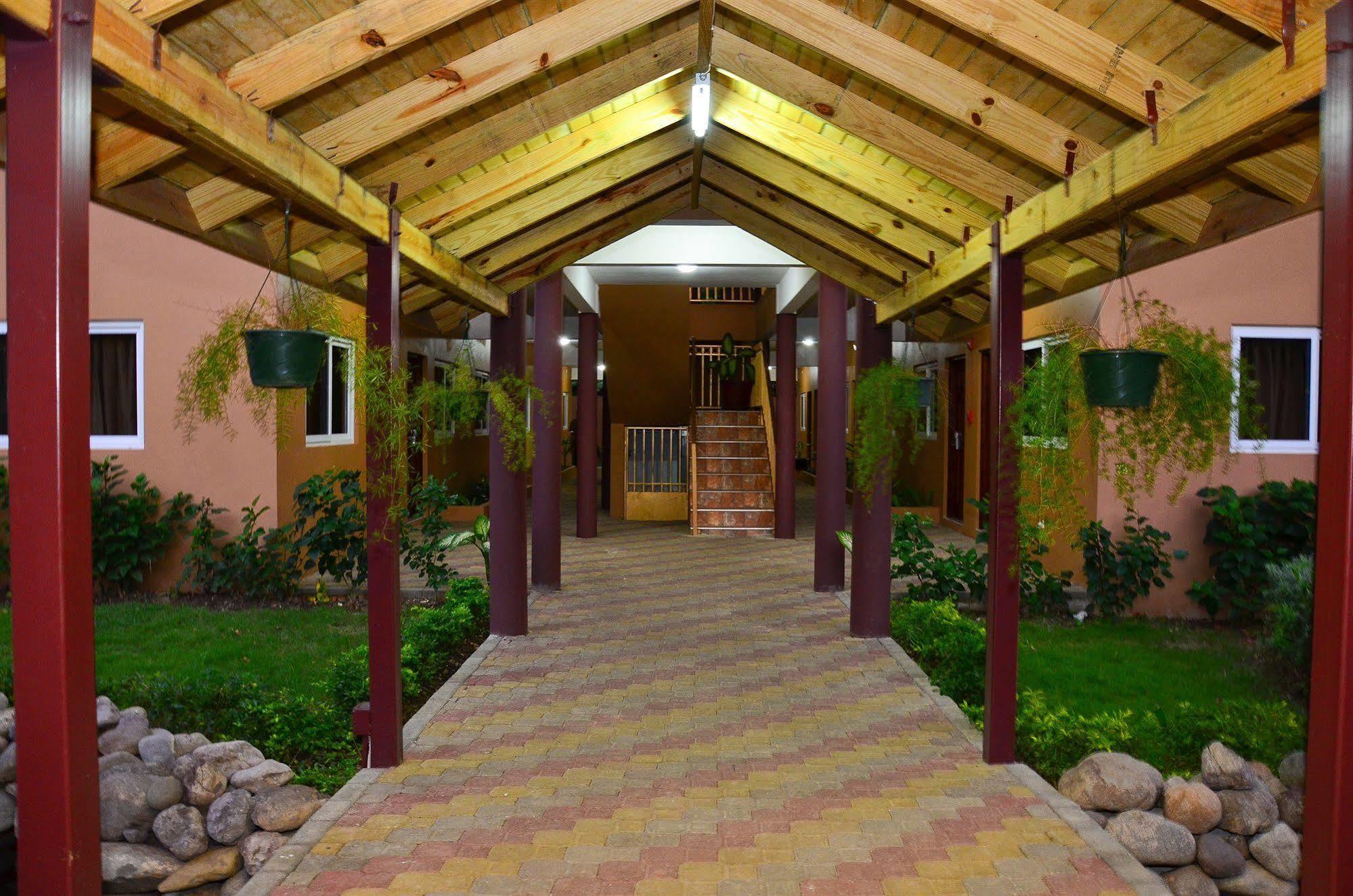 Donway, A Jamaican Style Village Μοντέγκο Μπέυ Εξωτερικό φωτογραφία